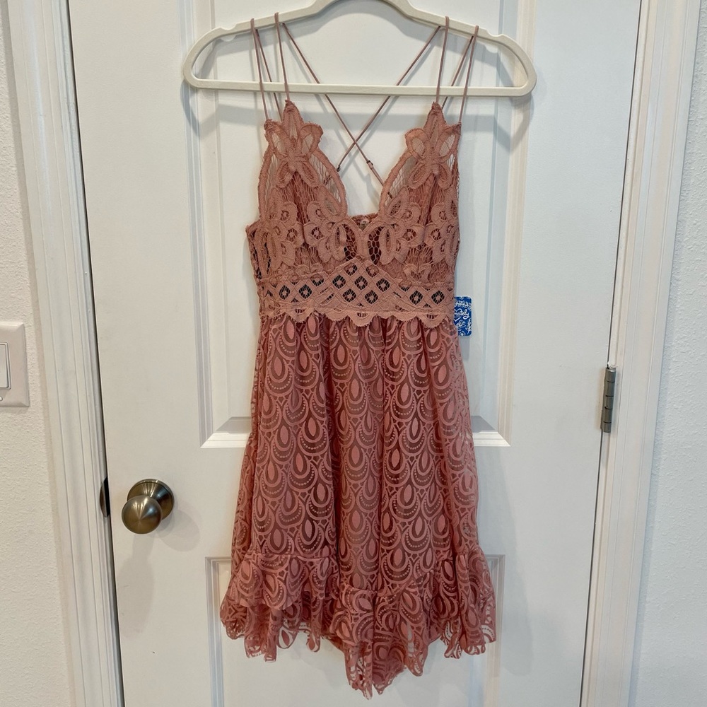 Free People NWT Rose Lace Dress